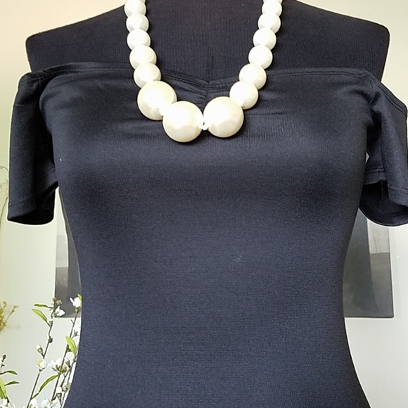 H&M off shoulder LBD - Picture 3 of 5